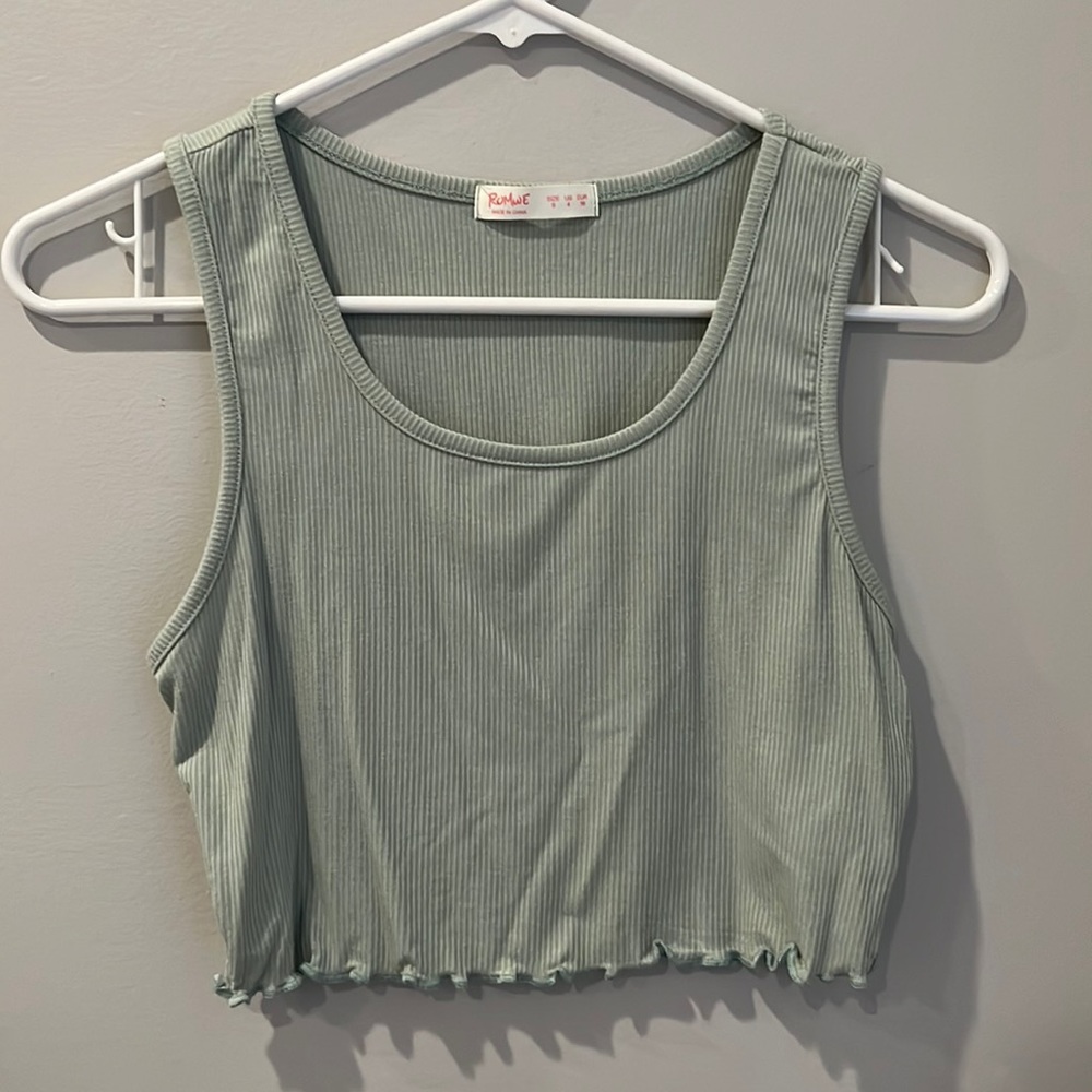 Romwe Crop Top